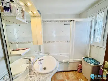 6 bedroom House for Sale in Alhaurín de la Torre-102769