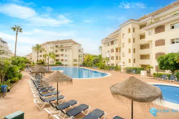 2 bedroom Apartment for Sale in Elviria-19308