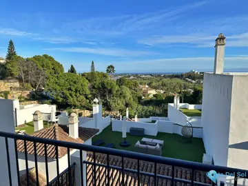 5 bedroom Apartment for Sale in El Paraiso