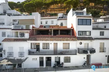 4 bedroom House for Sale in Mijas