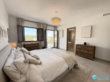 4 bedroom House for Sale in Estepona-19541