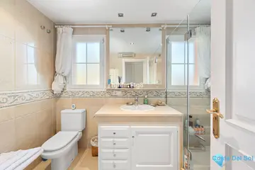 3 bedroom Apartment for Sale in Nueva Andalucía-103015