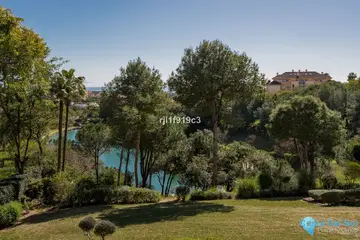 3 bedroom Apartment for Sale in Elviria-19590