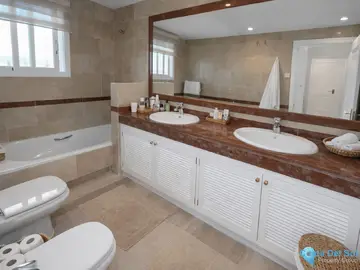 2 bedroom Apartment for Sale in Elviria-19623