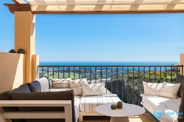 2 bedroom Apartment for Sale in Benahavís