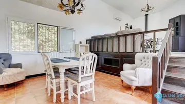4 bedroom House for Sale in Sierrezuela-103070
