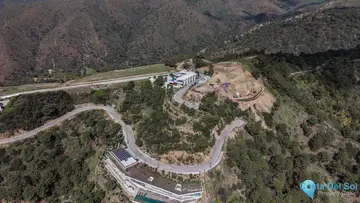 2392m2 Plot for Sale in Benahavís-103081