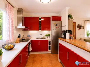 3 bedroom House for Sale in Estepona-85382