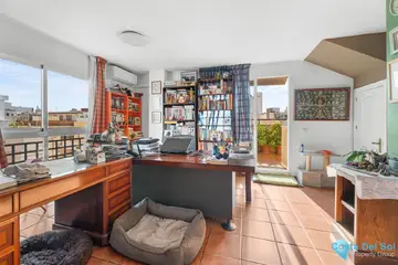 5 bedroom Apartment for Sale in Málaga