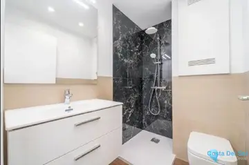 2 bedroom Apartment for Sale in Málaga Este-85401