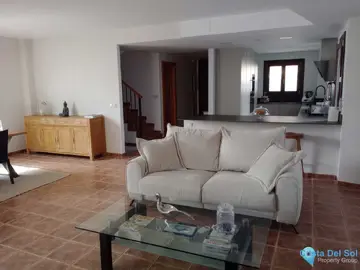 3 bedroom House for Sale in El Paraiso-19944
