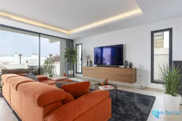 4 bedroom House for Sale in Coín-19960