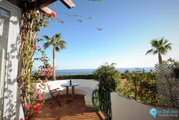 2 bedroom House for Sale in Calahonda