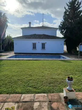 4 bedroom House for Sale in Pueblo Nuevo de Guadiaro-85524