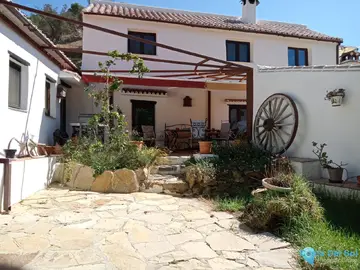 4 bedroom House for Sale in Casares-20394