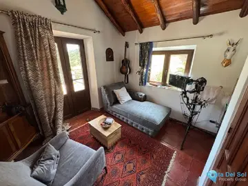 4 bedroom House for Sale in Casares-20402