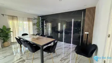 5 bedroom House for Sale in Alhaurín de la Torre-85592
