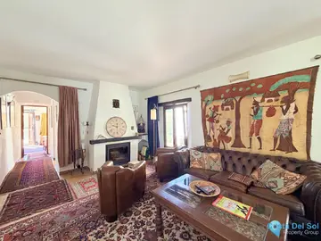 4 bedroom House for Sale in Casares-20573