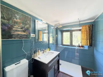 4 bedroom House for Sale in Casares-20581