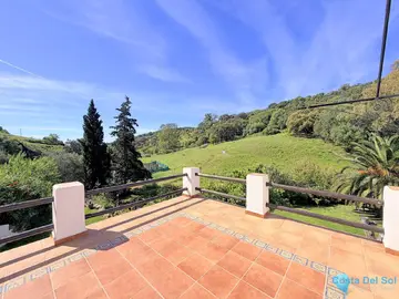 4 bedroom House for Sale in Casares-20583