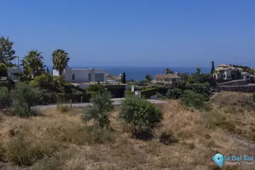 2255m2 Plot for Sale in New Golden Mile-85604