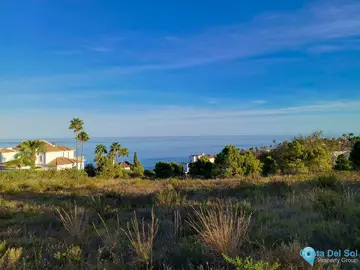 1868m2 Plot for Sale in Manilva