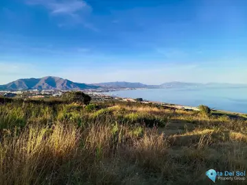 1868m2 Plot for Sale in Manilva-103350