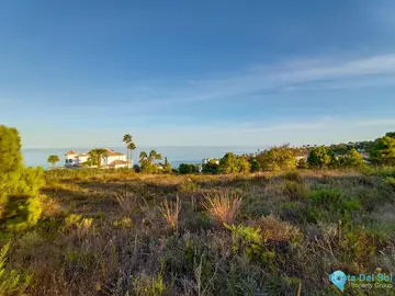 1868m2 Plot for Sale in Manilva-103342