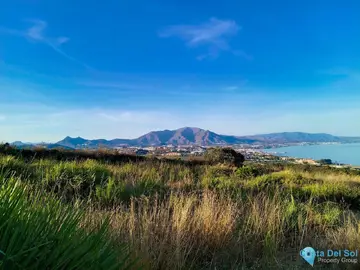 1868m2 Plot for Sale in Manilva-103347