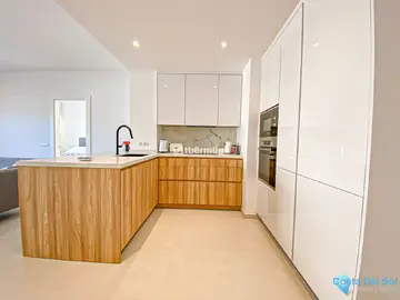 2 bedroom Apartment for Sale in The Golden Mile-103402