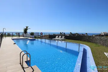 3 bedroom House for Sale in Riviera del Sol-21280