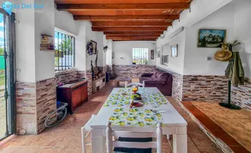 3 bedroom House for Sale in Casares-143