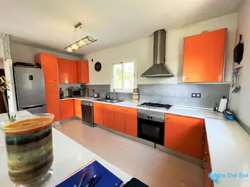 3 bedroom House for Sale in Estepona-85901