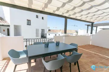 4 bedroom Apartment for Sale in Altos de los Monteros-21464