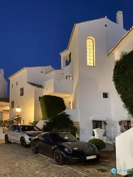 4 bedroom Apartment for Sale in Altos de los Monteros-21476