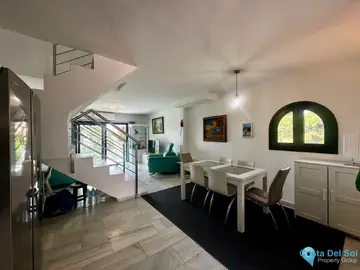 4 bedroom House for Sale in Calahonda-21557