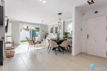 4 bedroom Apartment for Sale in Nueva Andalucía-21593