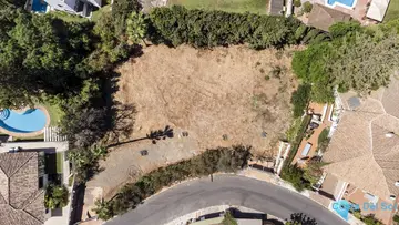 1306m2 Plot for Sale in El Rosario-103641