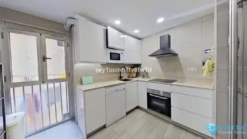4 bedroom Apartment for Sale in Málaga Centro-21683