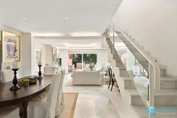 3 bedroom House for Sale in Nueva Andalucía-86017