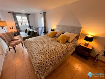 4 bedroom House for Sale in Alhaurín el Grande-103709