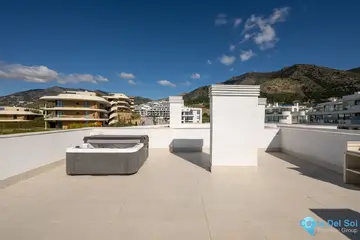 2 bedroom Apartment for Sale in Fuengirola-103724