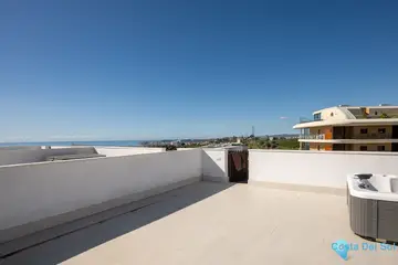 2 bedroom Apartment for Sale in Fuengirola-103725