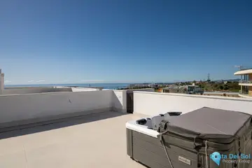 2 bedroom Apartment for Sale in Fuengirola-103727