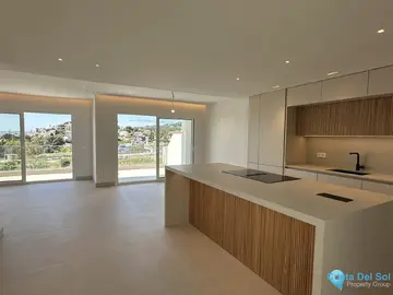 4 bedroom House for Sale in Torrequebrada-103815