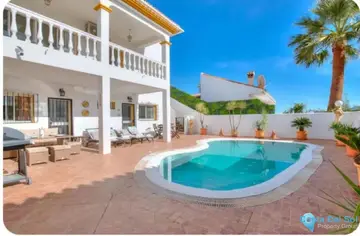 4 bedroom House for Sale in Monda-103827