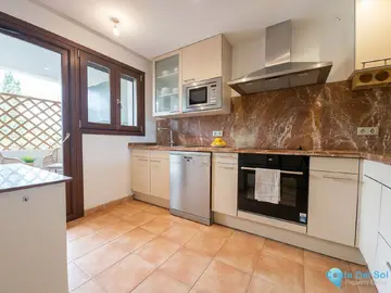 2 bedroom House for Sale in Benahavís-103835