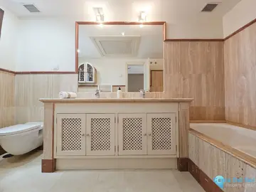 2 bedroom House for Sale in Benahavís-103839