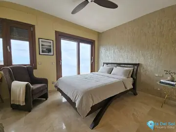2 bedroom House for Sale in Benahavís-103840