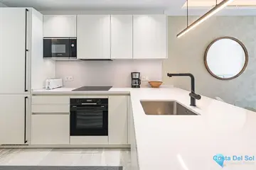 2 bedroom Apartment for Sale in Marbella-86308